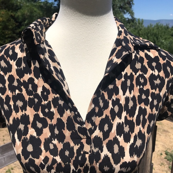 Express Leopard Top-Short Sleeves-Medium - Picture 3 of 8